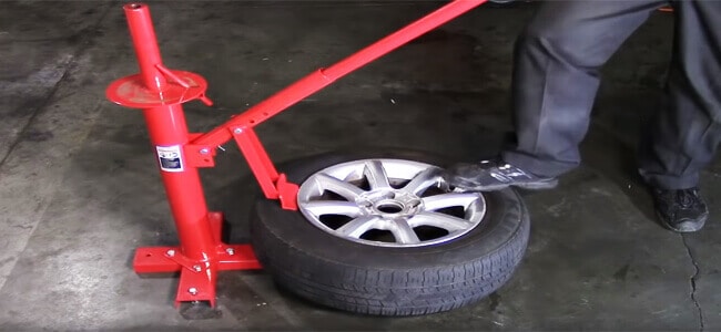 manual tire removal tool